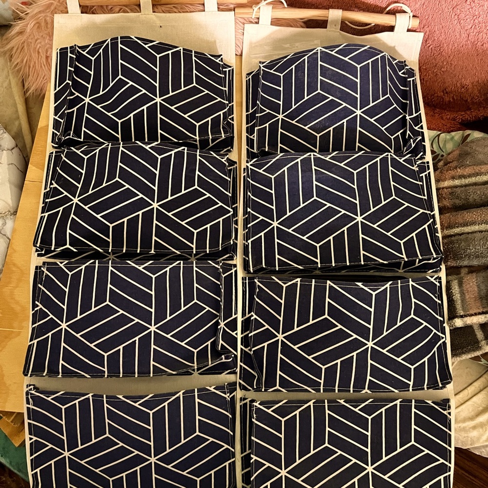 Overdoor hanging storage